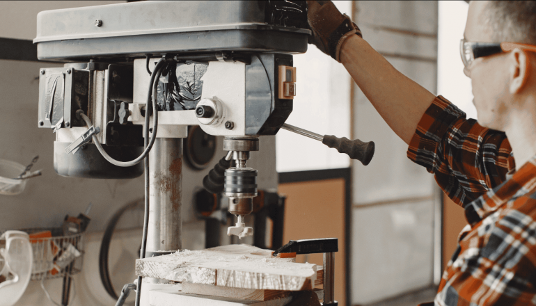 Emprendimiento de tallar de fresado